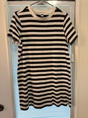 Old Navy Black and White Striped Tee Dress